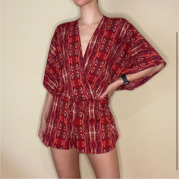 Lulus Patterned Romper - Picture 2 of 2